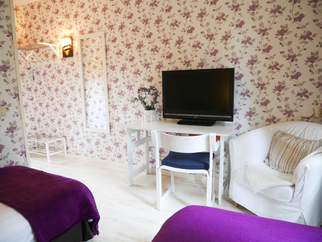 Villa Gladtjaern Smedjebacken Екстер'єр фото