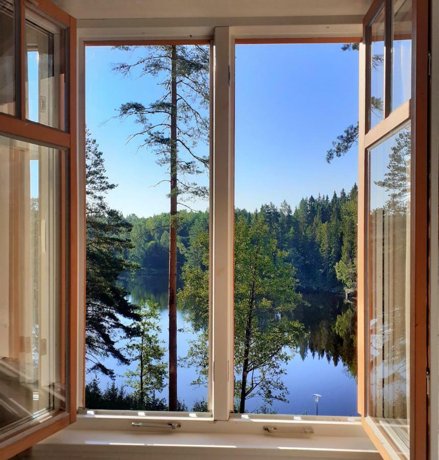Villa Gladtjaern Smedjebacken Екстер'єр фото